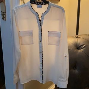 Jaclyn Smith white sheer button down blouse with leopard print trim size large